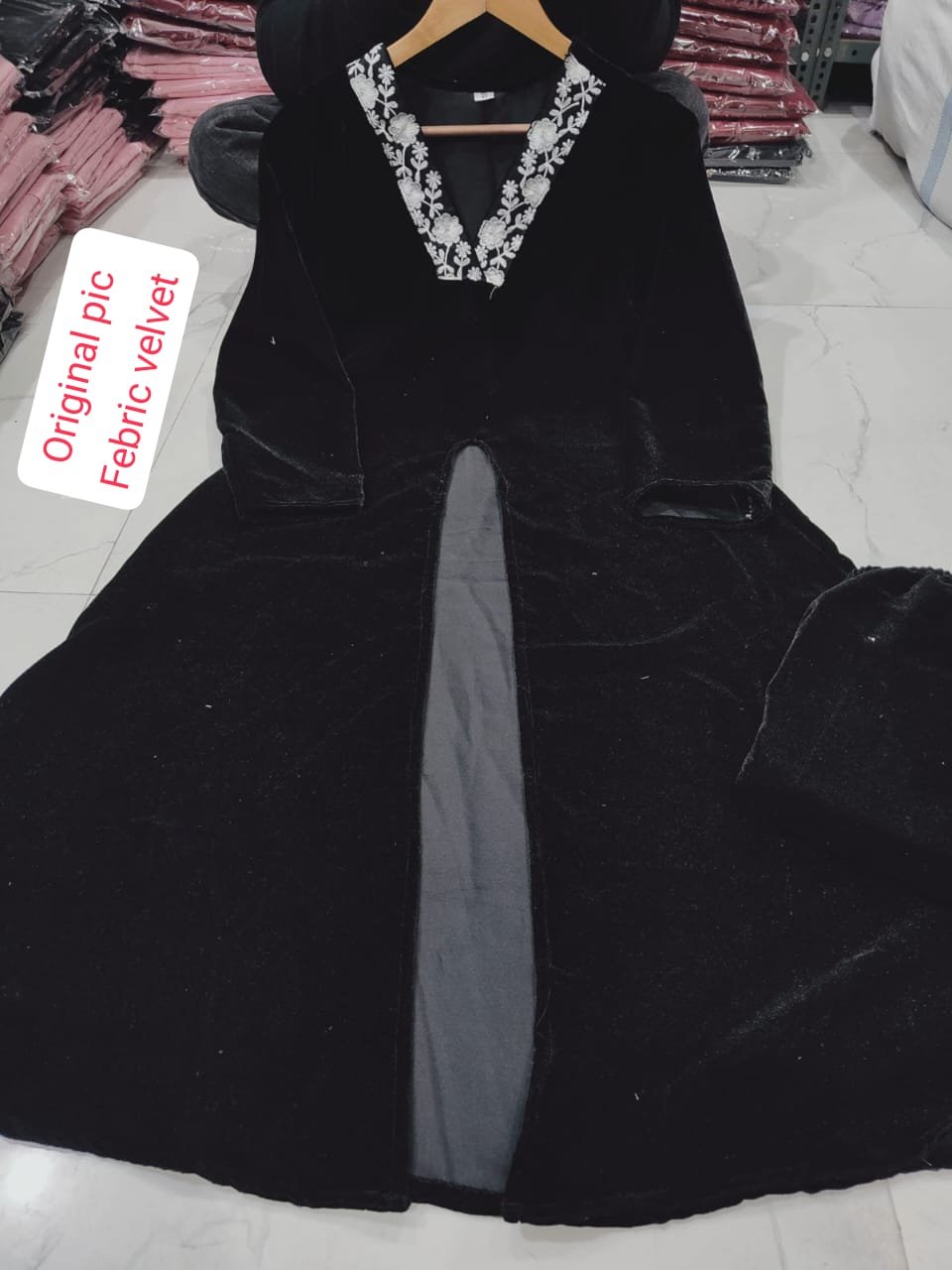 Black Pure Velvet Suit Set with Thread Embroidery